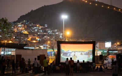 PeliSolar: Cine móvil y autosostenible con energía solar e impacto social
